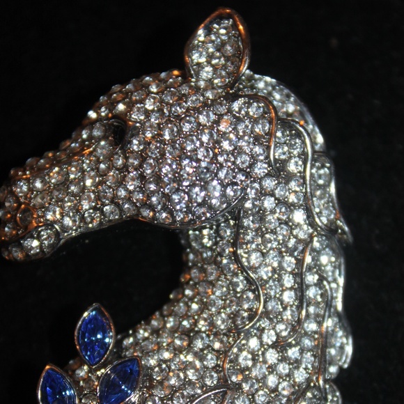 Nwt: Wild Horse 🐴 Mustang, Silver Plated Brooch - Picture 2 of 3